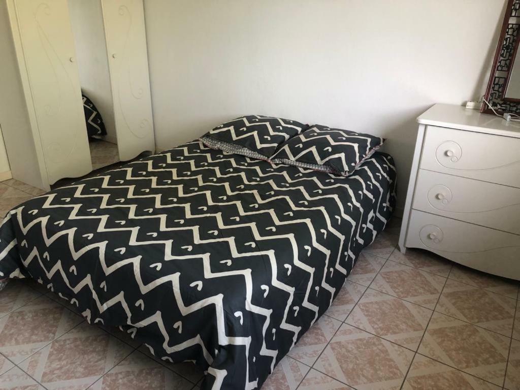 Villa Plein Pied Rez-De-Chaussee+1 Avec Dependance سينون المظهر الخارجي الصورة